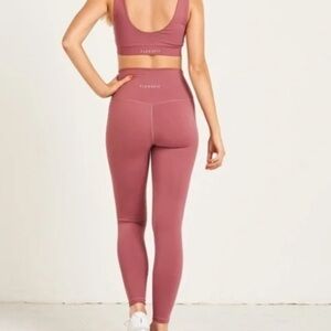 Flxxfit luxe leggings in pink Size M